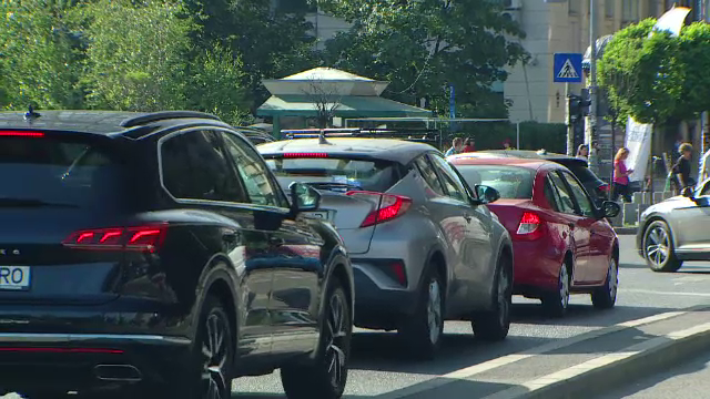 Soluția Georgianei ca să nu mai rămână blocată în traficul din București. Este la îndemâna oricui