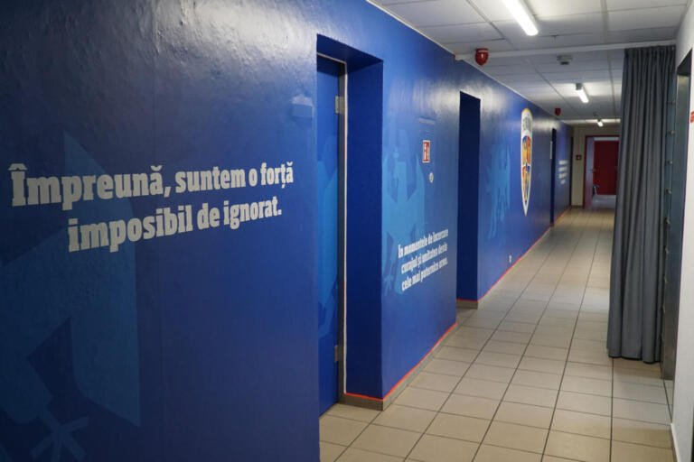 Cum arată locul în care echipa naţională va locui pe durata Campionatului European. Locul este personalizat | Video