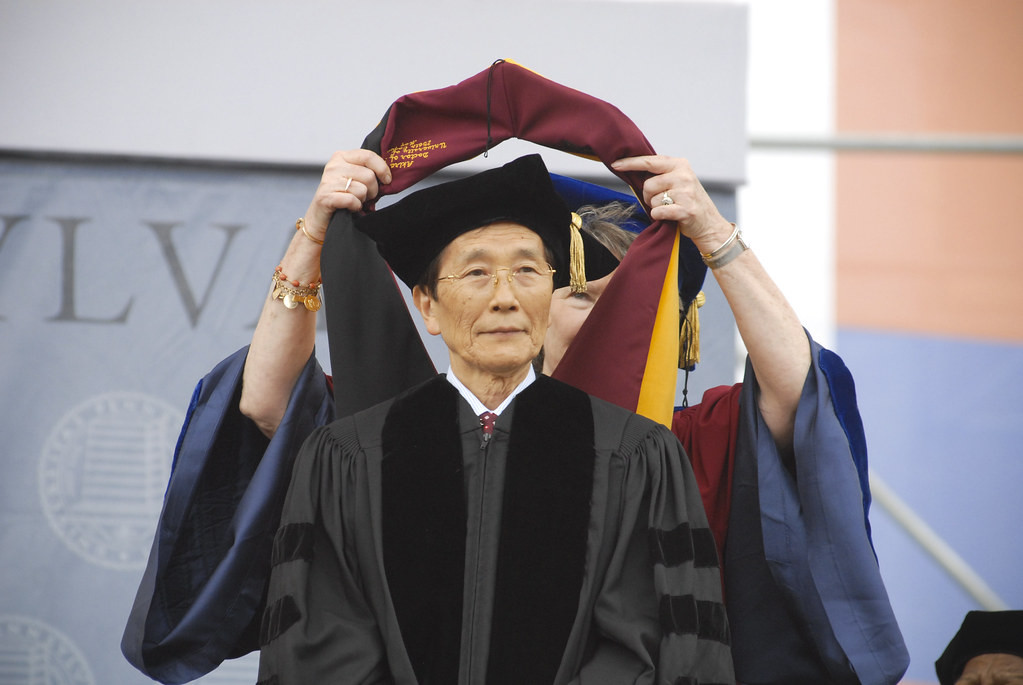 Cercetătorul japonez Akira Endo, descoperitorul statinelor care au revoluţionat tratamentul cardiovascular, a murit la 90 ani