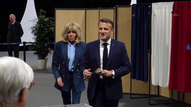 La Paris și Bruxelles se discută frenetic despre pariul riscant pe care și l-a asumat președintele Macron