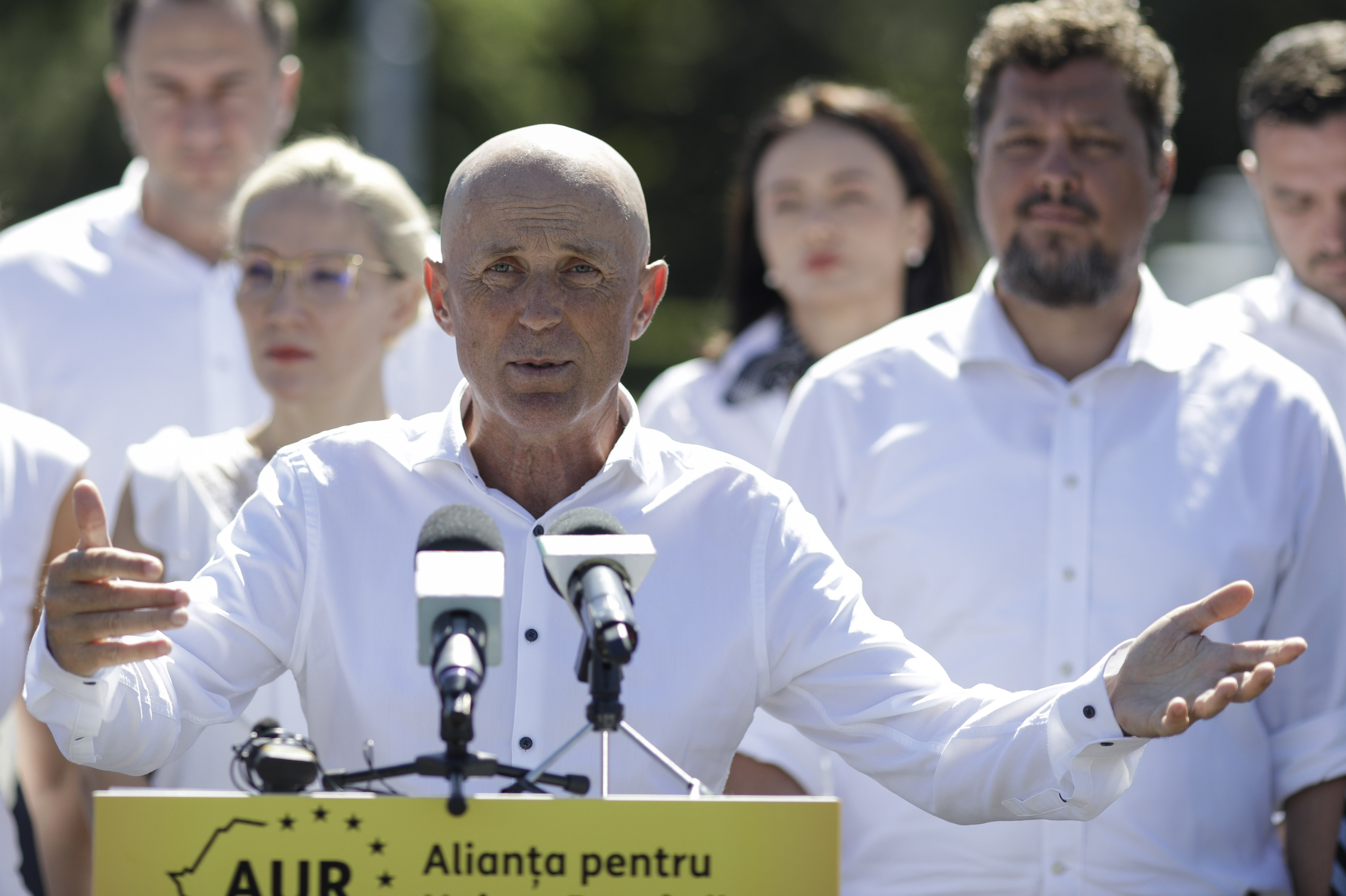 Rezultate alegeri locale 2024. Câte voturi a luat Mugur Mihăescu ”Garcea”, candidatul AUR la șefia Consiliului Județean Olt