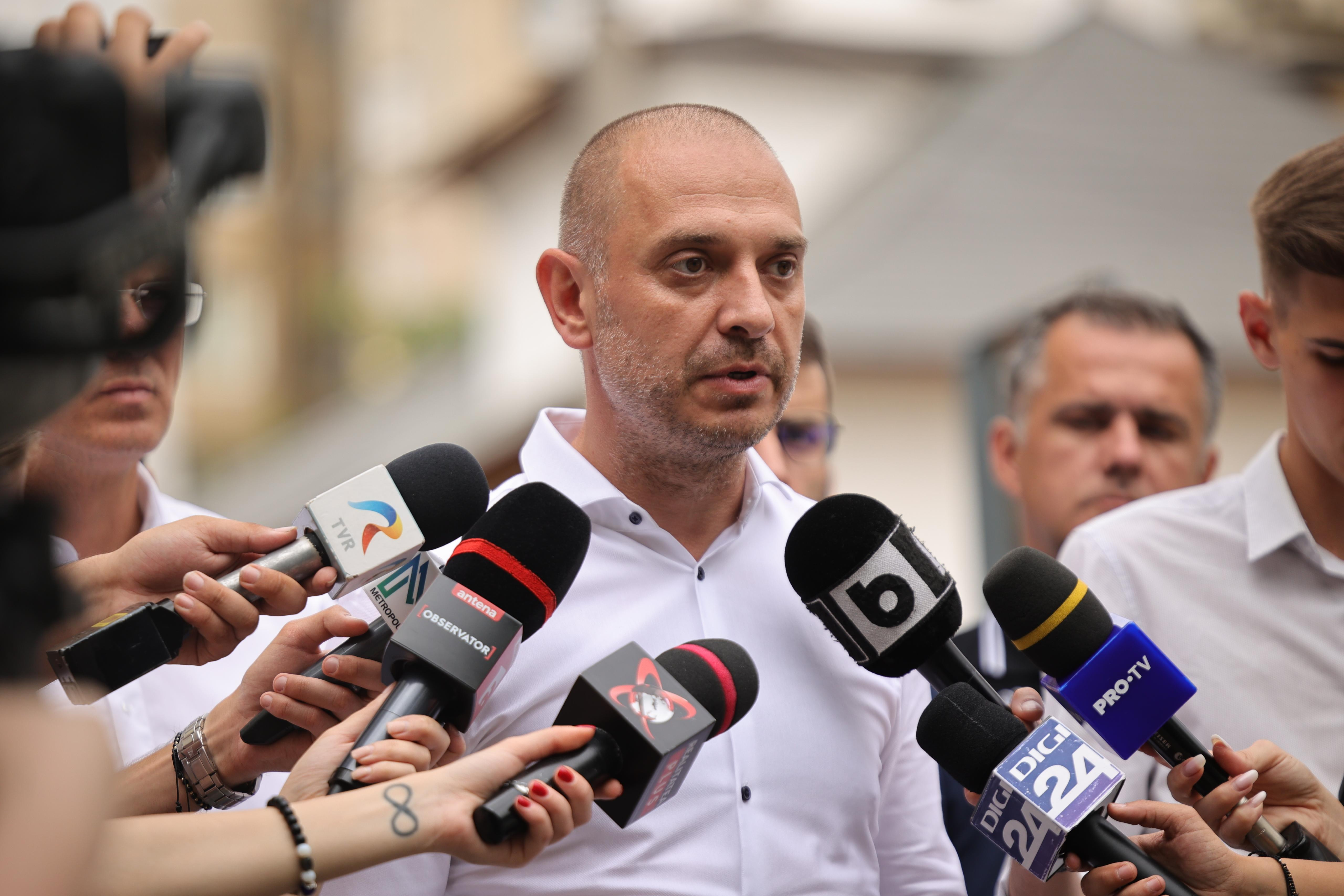 Radu Mihaiu: ”Poliţia a început o anchetă privind buletinele preştampilate. Sectorul 2 are cele mai multe voturi anulate”