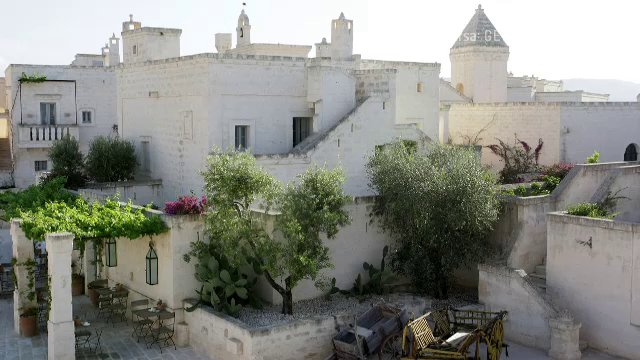 Liderii celor mai puternice 7 economii din lume, reuniți în Italia. Lux orbitor pentru ei, mizerie pentru cei care îi păzesc