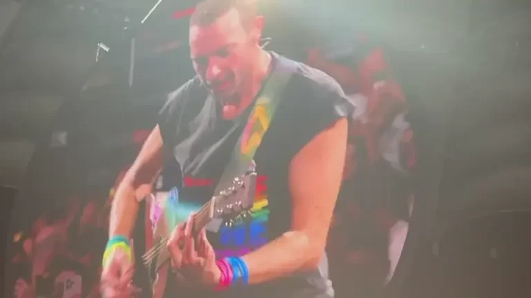 Babasha, din nou pe scenă la concertul Coldplay. Ce s-a întâmplat de data aceasta