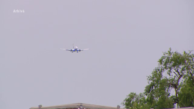 Alertă cu bombă la bordul unui avion care a aterizat pe Otopeni. Aeronava a fost interzisă în Republica Moldova