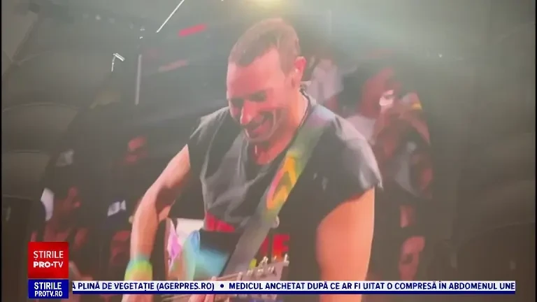Chris Martin, la al doilea concert Coldplay: „Am fost şocat, trist. Ieri aţi huiduit, azi aş dori să huiduiţi mai tare”