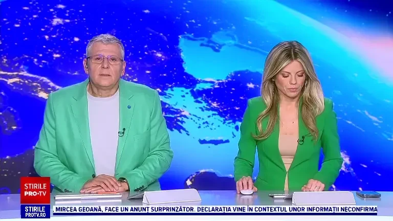 O mașină a luat foc în mers, în Cluj-Napoca. Pasagerii s-au salvat în utlimul moment