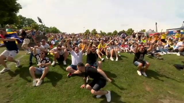 Atmosferă de neuitat în Munchen, la meciul României. Suporterii au cântat neîncetat "Hai, România!"