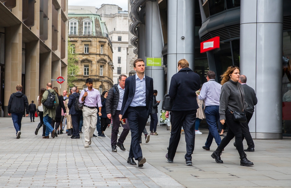 Exod al milionarilor din „Raiul bogaților”. Au început să fugă cu miile. Lovitură pentru un stat din Europa