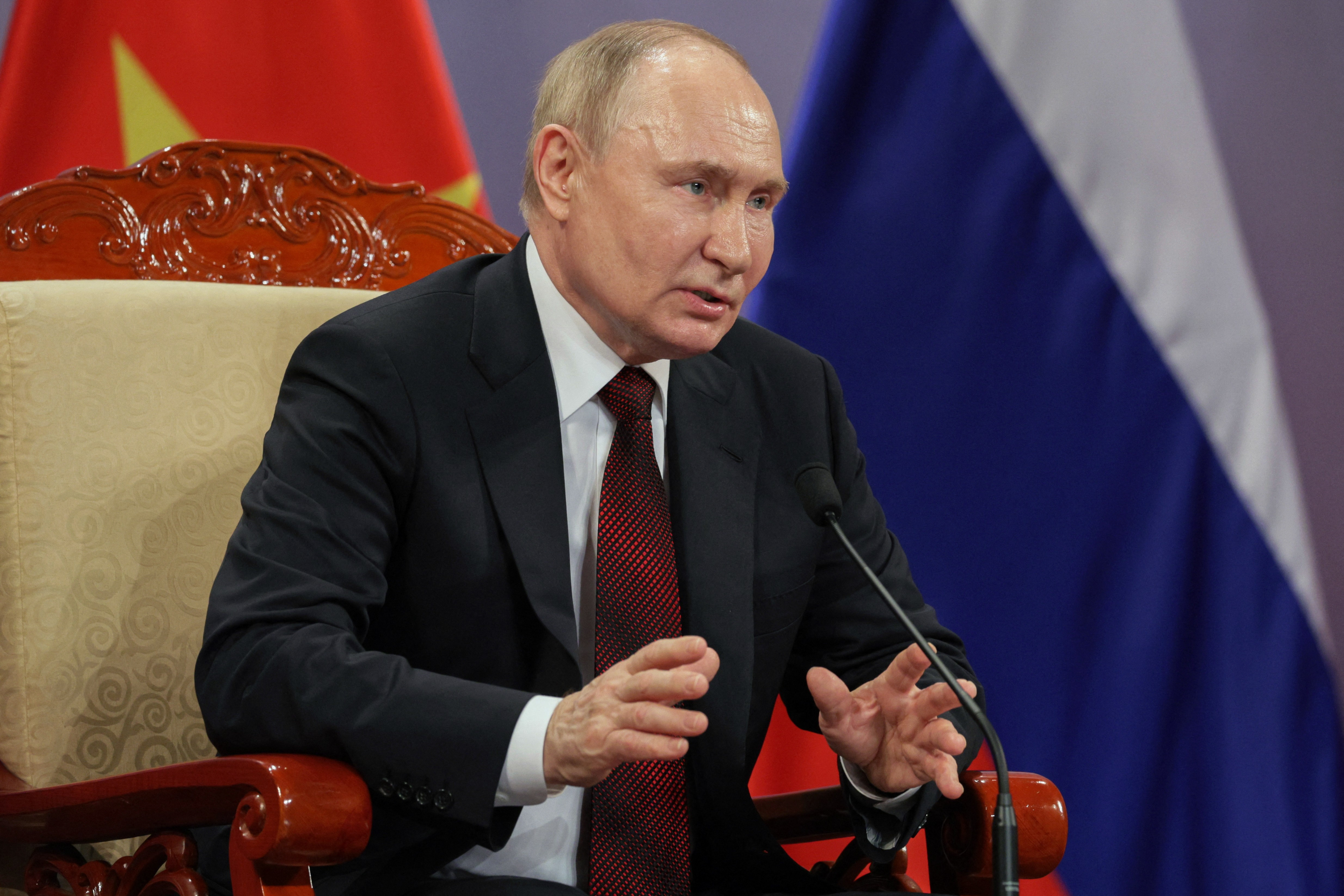 Putin anunță că Rusia e pe cale să își schimbe strategia nucleară: „Știm că în cercurile de experți din Vest circulă idei”