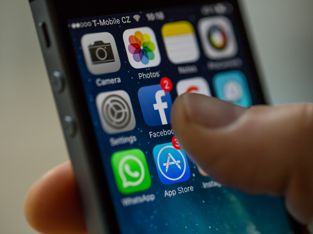 Autoritățile confirmă că ”un anumit candidat la aceste alegeri prezidențiale și parlamentare” este ajutat de ”ferme de troli”