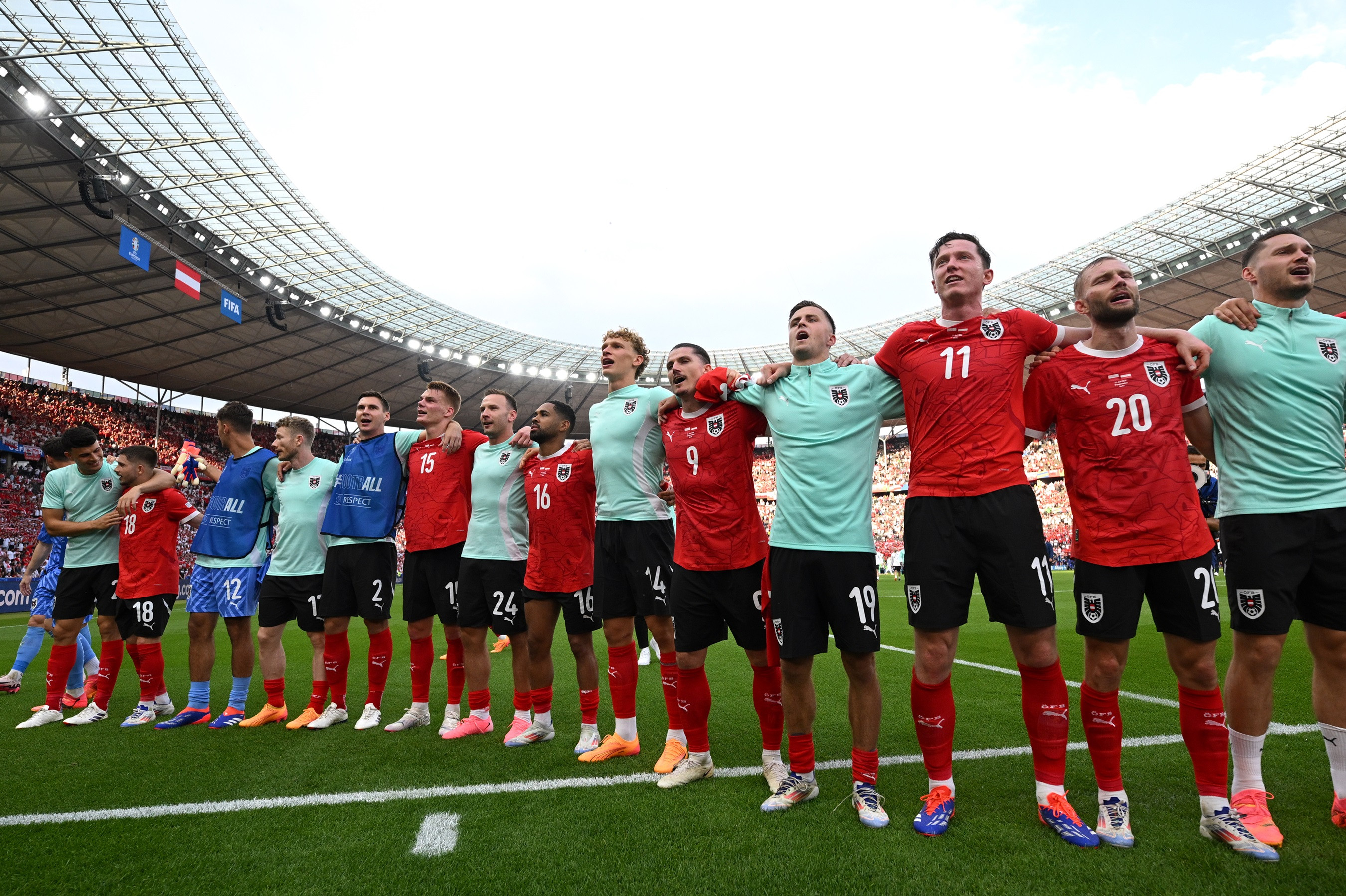 Victoria Ucrainei a schimbat calculele în grupă! România luptă sâmbătă pentru calificare, în direct, la PRO TV și pe VOYO