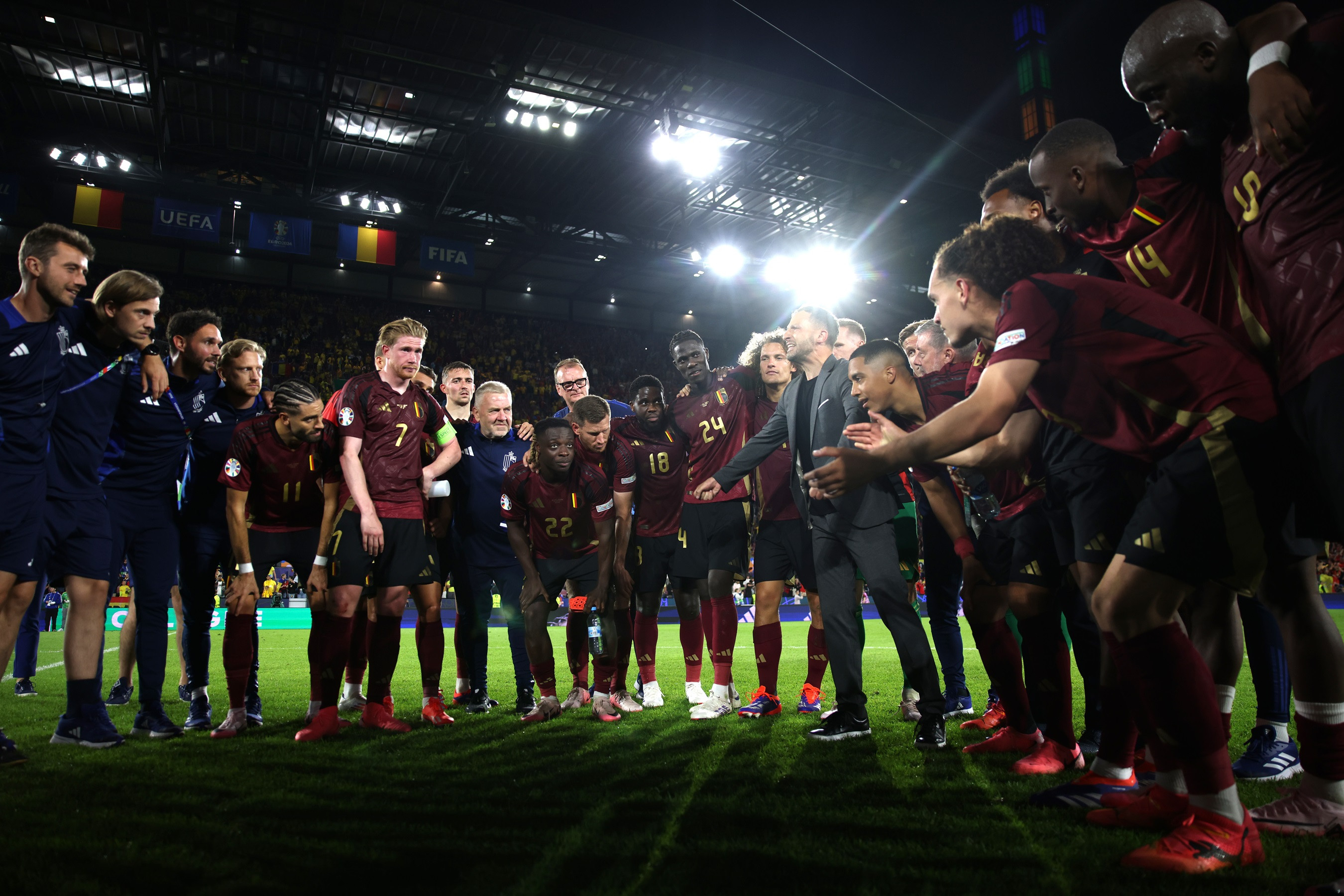 4.1 milioane de telespectatori au visat împreună la meciul României! Calificarea se joacă miercuri, în direct, la PRO TV!