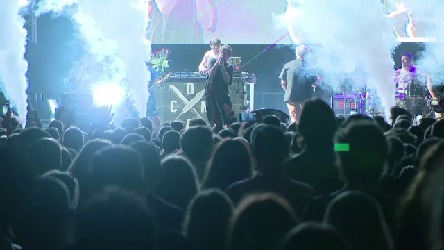 Festivalul Rocanotherworld de la Iași s-a încheiat. Peste 18.000 de oameni au dansat până în zori, timp de patru zile