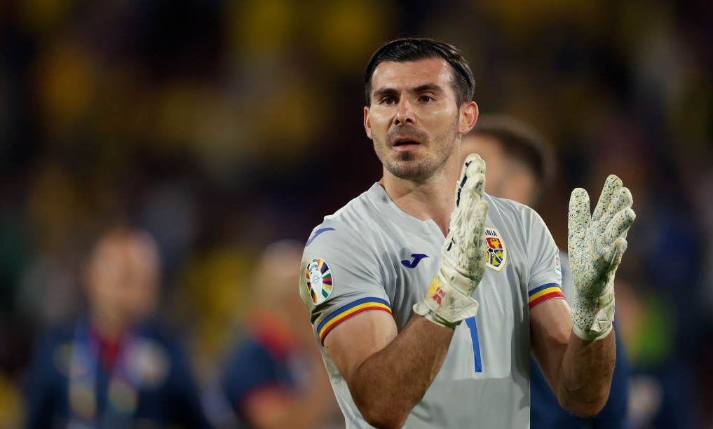 Florin Niță, gest de mare campion și tată. Vizitat de familie în cantonament , a împletit părul fetiței sale