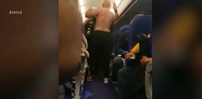 Pedeapsa primită de un român care a făcut un scandal uriaș în avion. Trebuie să plătească și despăgubiri