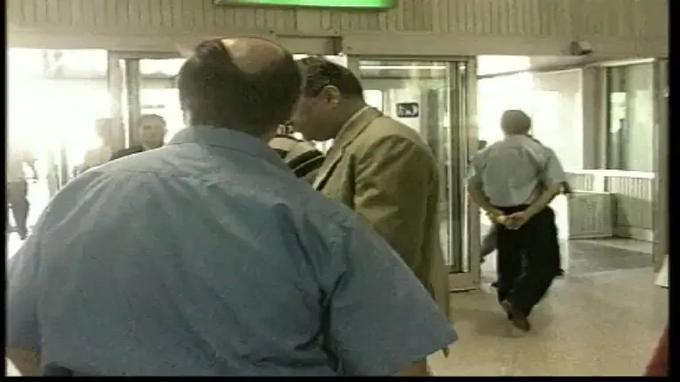 Ce i-a zis Băsescu ducelui de Kent, văr al Reginei Angliei, când România i-a învins la EURO 2000: ”V-am ars! Ha ha”