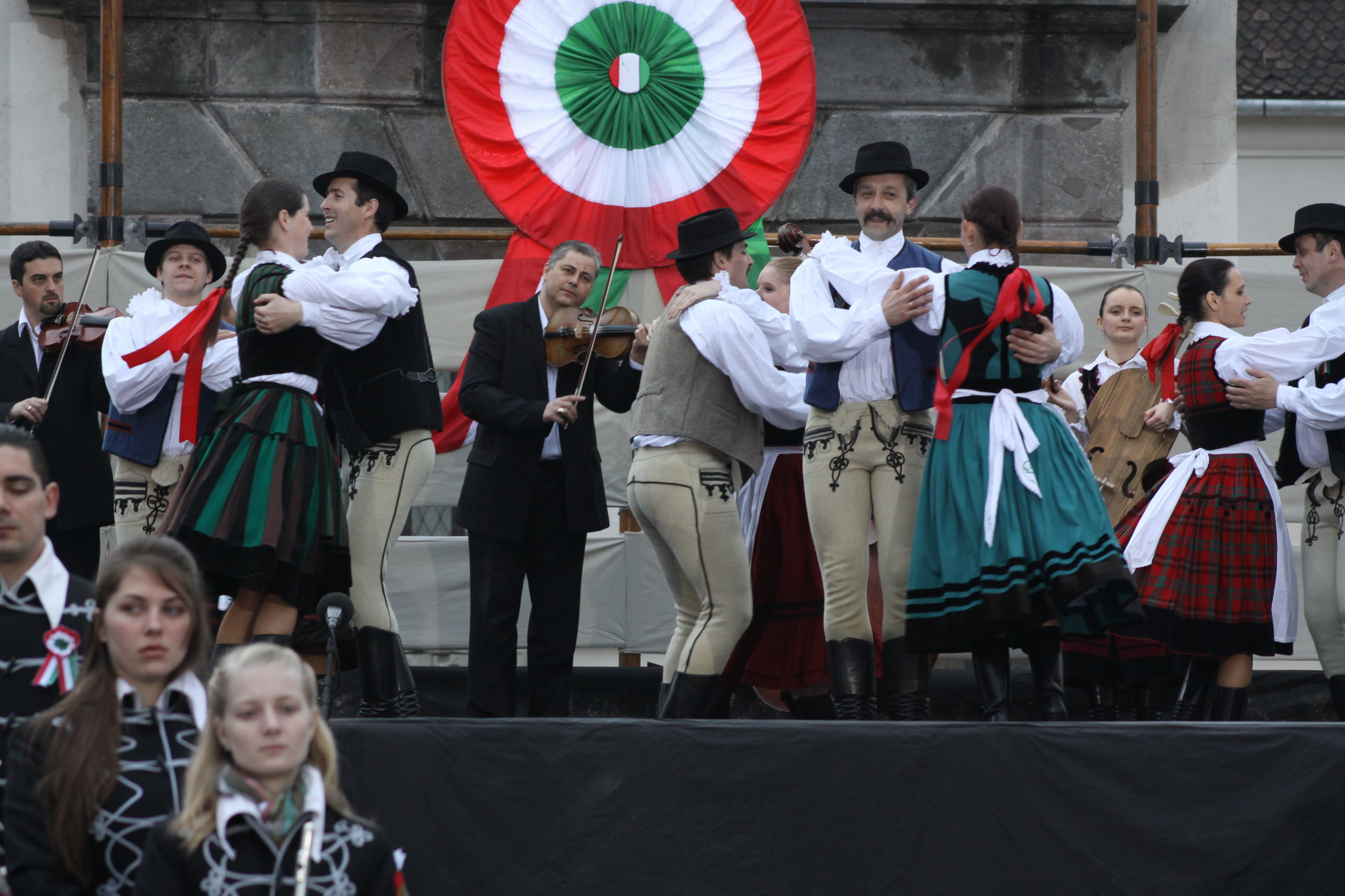 Câți bani a trimis Budapesta maghiarilor din Transilvania, într-o singură lună