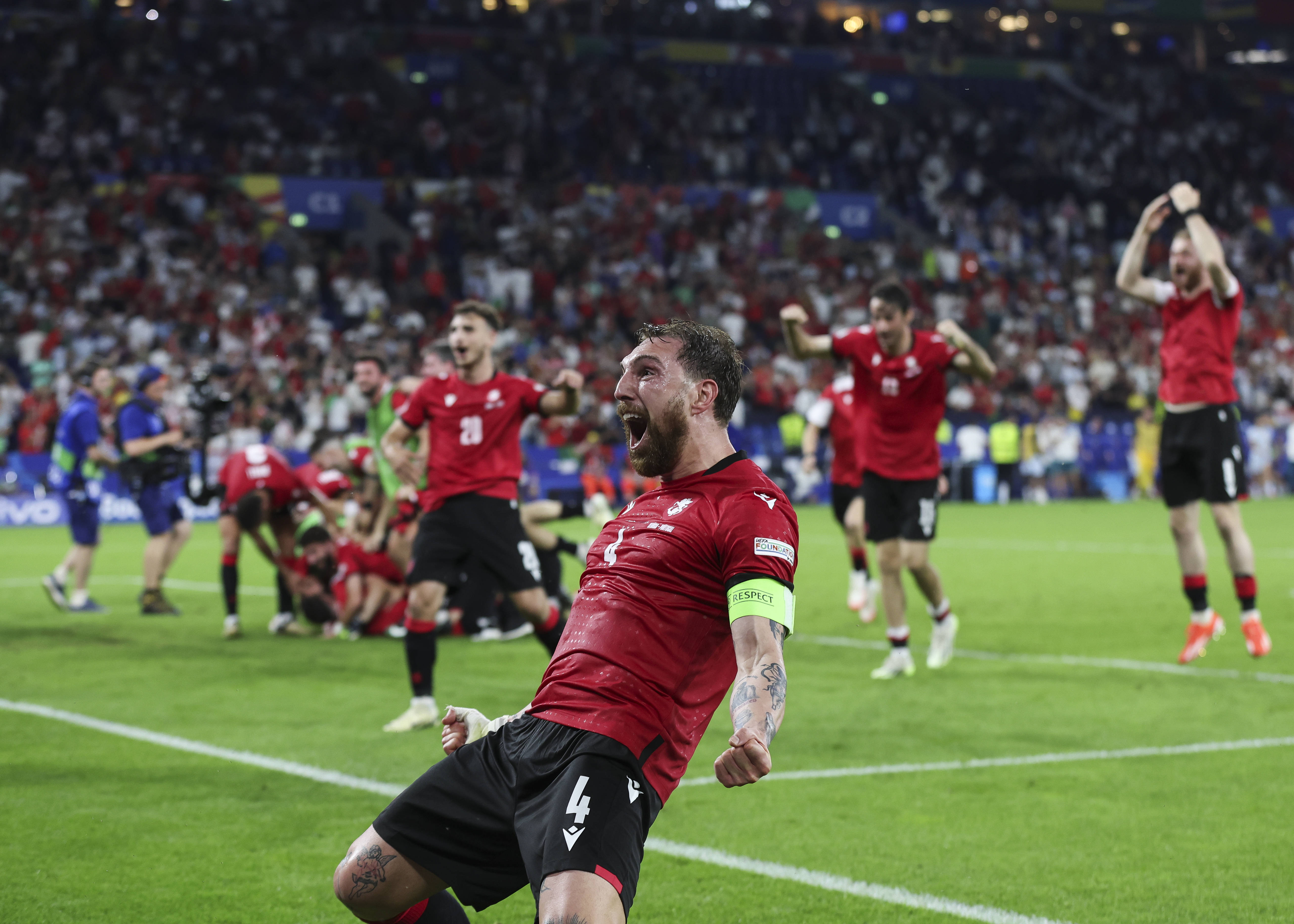 Georgia, calificare istorică la debut, în optimile EURO 2024, după 2-0 cu Portugalia. Gigantul împotriva căruia va juca