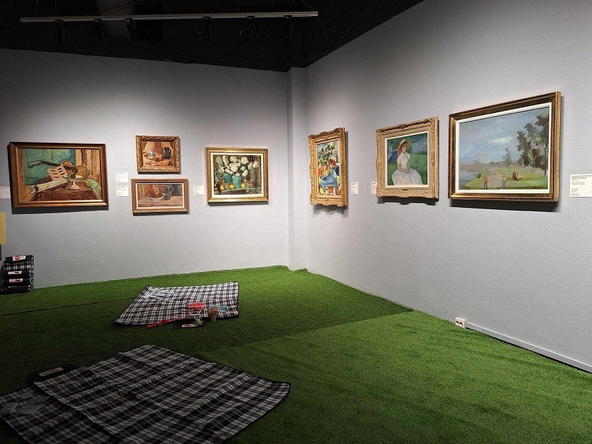 Muzeul din București unde poți mânca la un picnic, înconjurat de opere de artă. ”Un concept îndrăzneț pentru România”