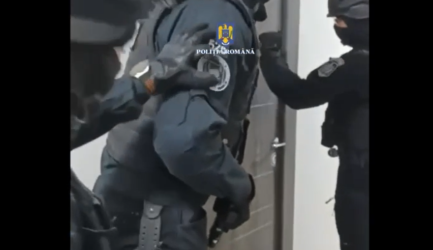 Apropiat al clanului Cămătarilor, reţinut după ce l-ar fi bătut pe o stradă din București un bărbat. Ce s-a întâmplat