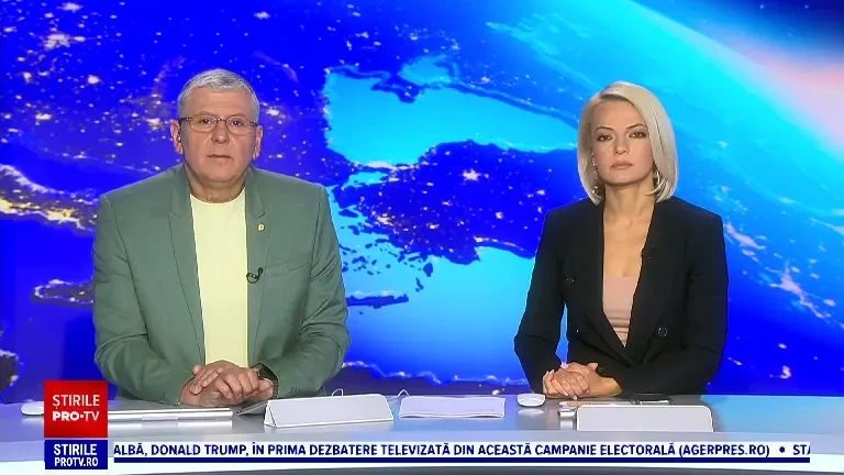 Momente de groază pentru pasagerii unui autobuz din Iași. O mașină a lovit puternic vehiculul în care se aflau