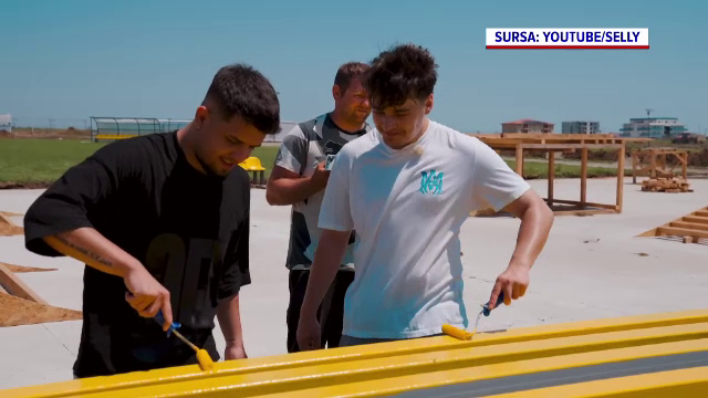 Cântărețul Babasha dă cu bidineaua la „Beach, Please!”. Selly: „Toți haterii cum spuneau? „Du-te, băă, pe șantier la muncă!””