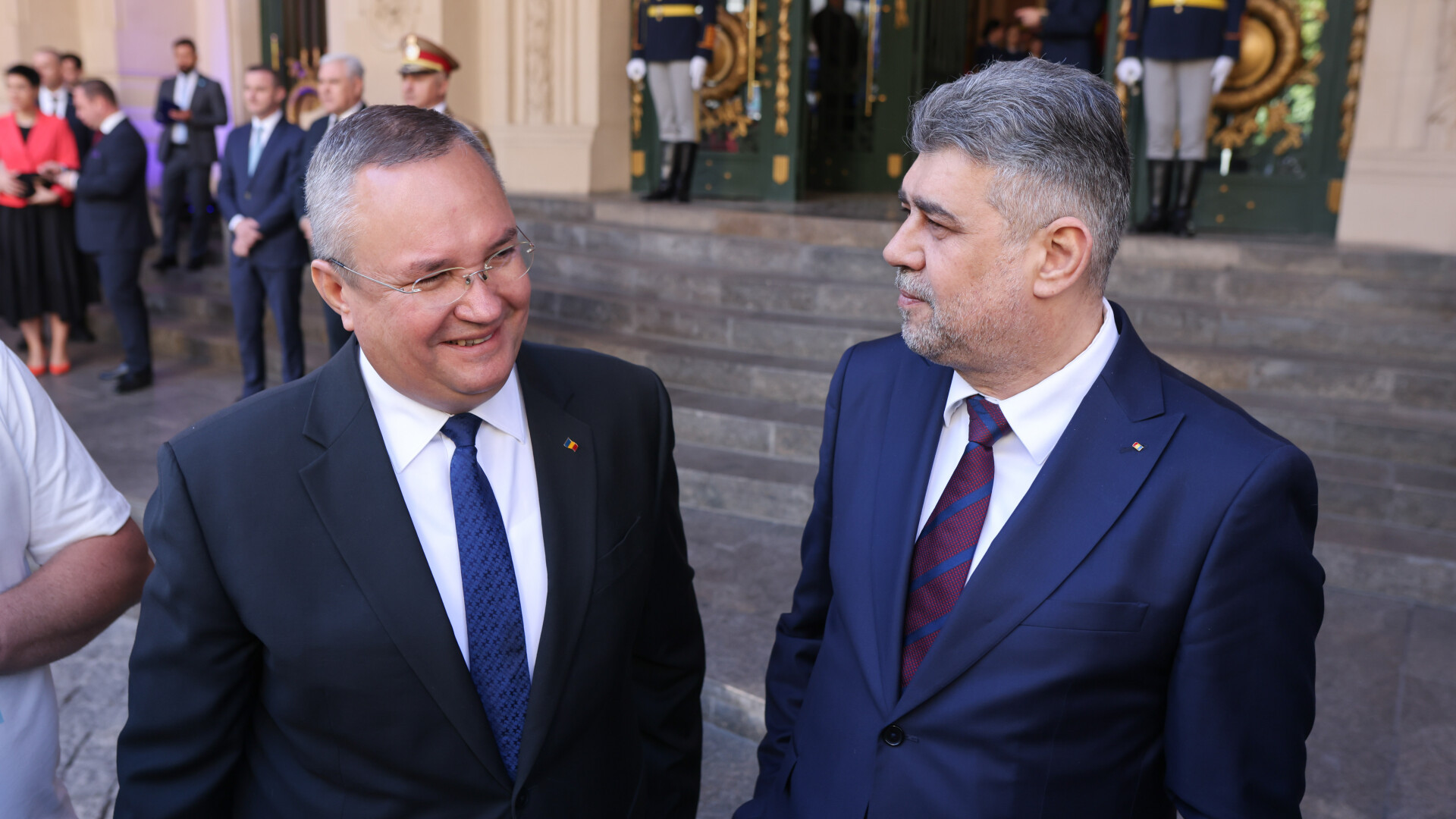 Scoaterea din cursa prezidențială a Dianei Șoșoacă rupe coaliția PSD-PNL. USR încearcă să profite și plusează cu moțiunea