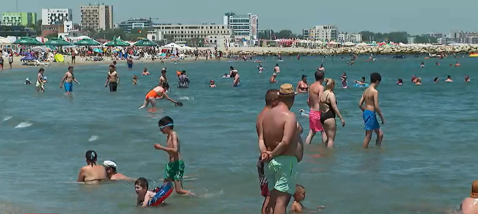 Prețul unui sejur pe litoral a crescut. Șezlongul va costa cu 10-20 de lei mai mult