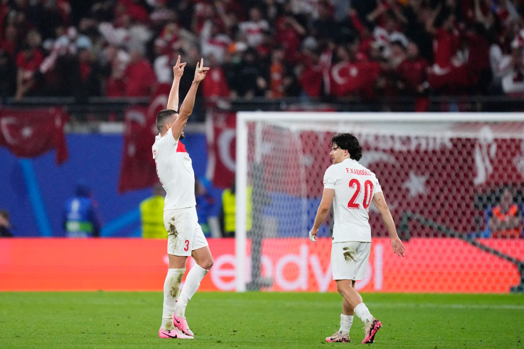 UEFA a deschis o anchetă pentru gestul controversat al lui Demiral. Ce semn a făcut fotbalistul cu mâinile | FOTO