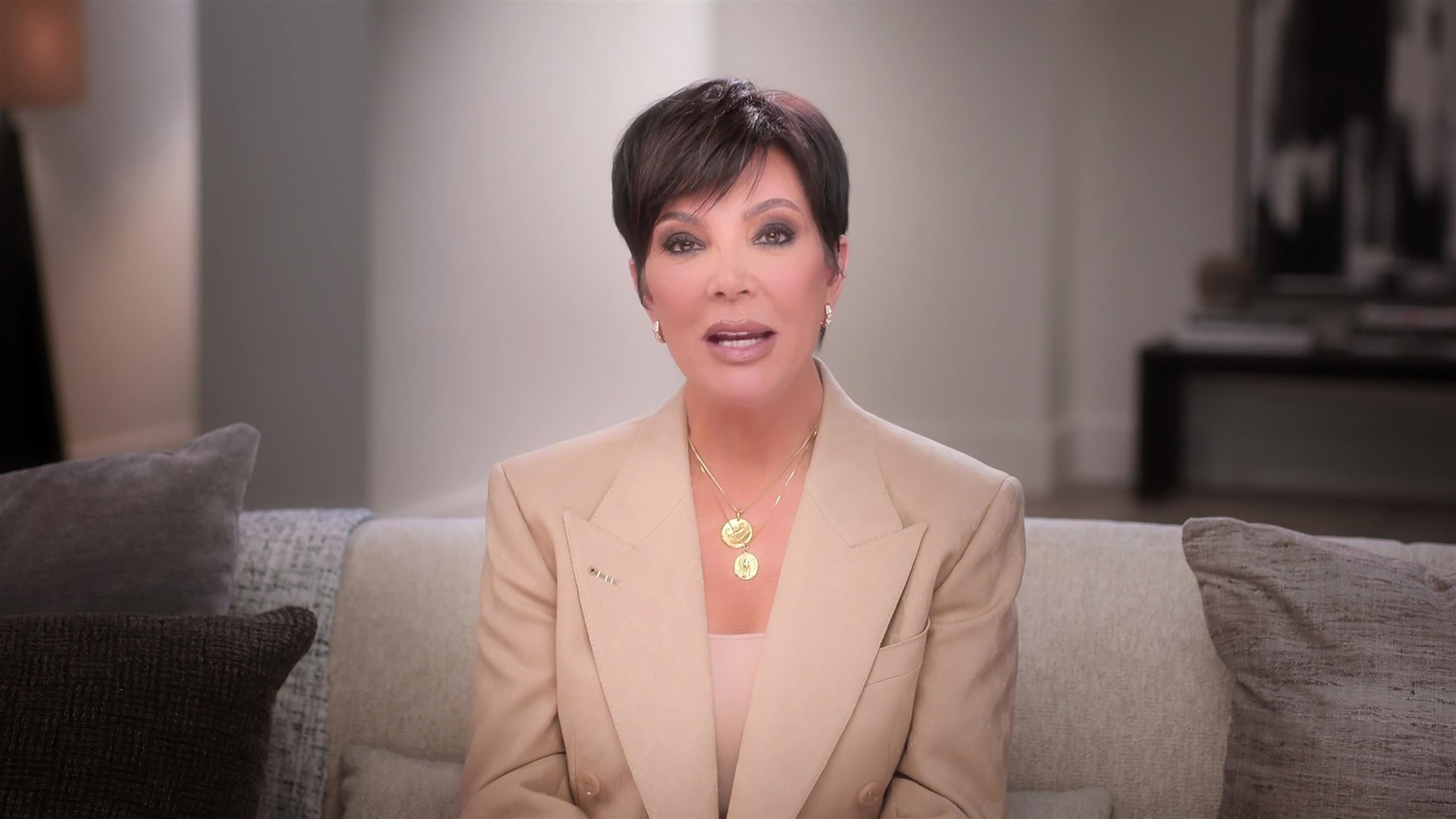 Kris Jenner a dezvăluit că are o tumoare. Ce le-a spus lui Kim Kardashian, Khloe Kardashian și Kendall Jenner