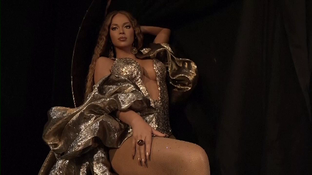 Beyonce a ajuns statuie de ceară la Muzeul Grevin din Paris. Problema e că nu seamănă cu artista și mai e și albă