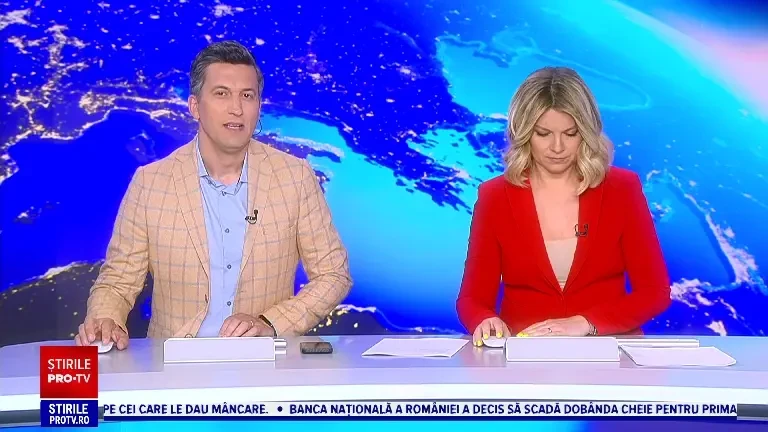 Beyonce a ajuns statuie de ceară la Muzeul Grevin din Paris. Problema e că nu seamănă cu artista și mai e și albă