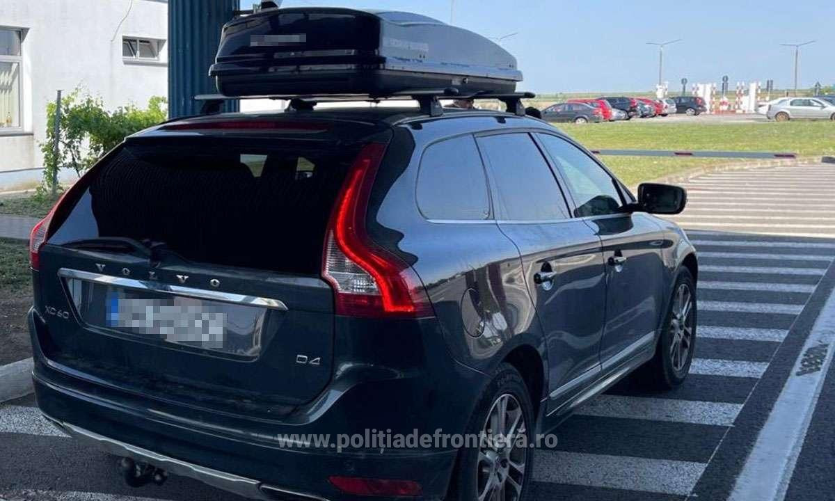 Polițiștii din Timiş au lăsat un șofer fără mașină după o descoperire neașteptată. Acesta le-a spus că nu a mai plătit ratele