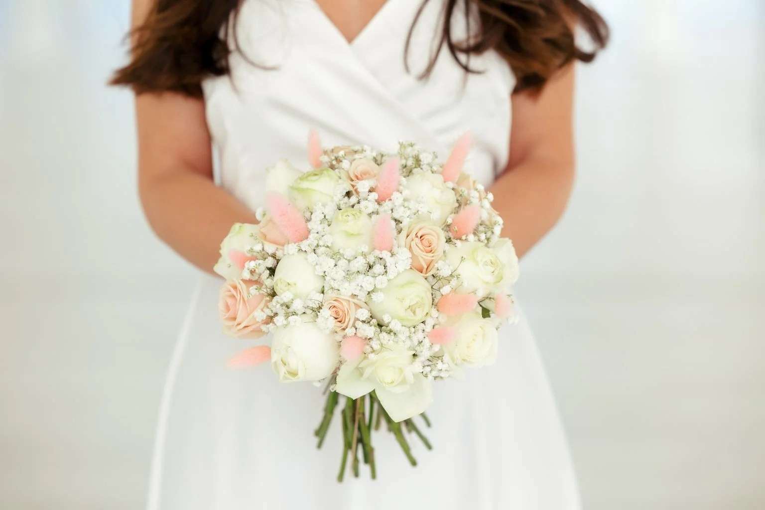 Ce biserică vrea să interzică „tradiţia hollywoodiană” prin care tatăl conduce mireasa la altar