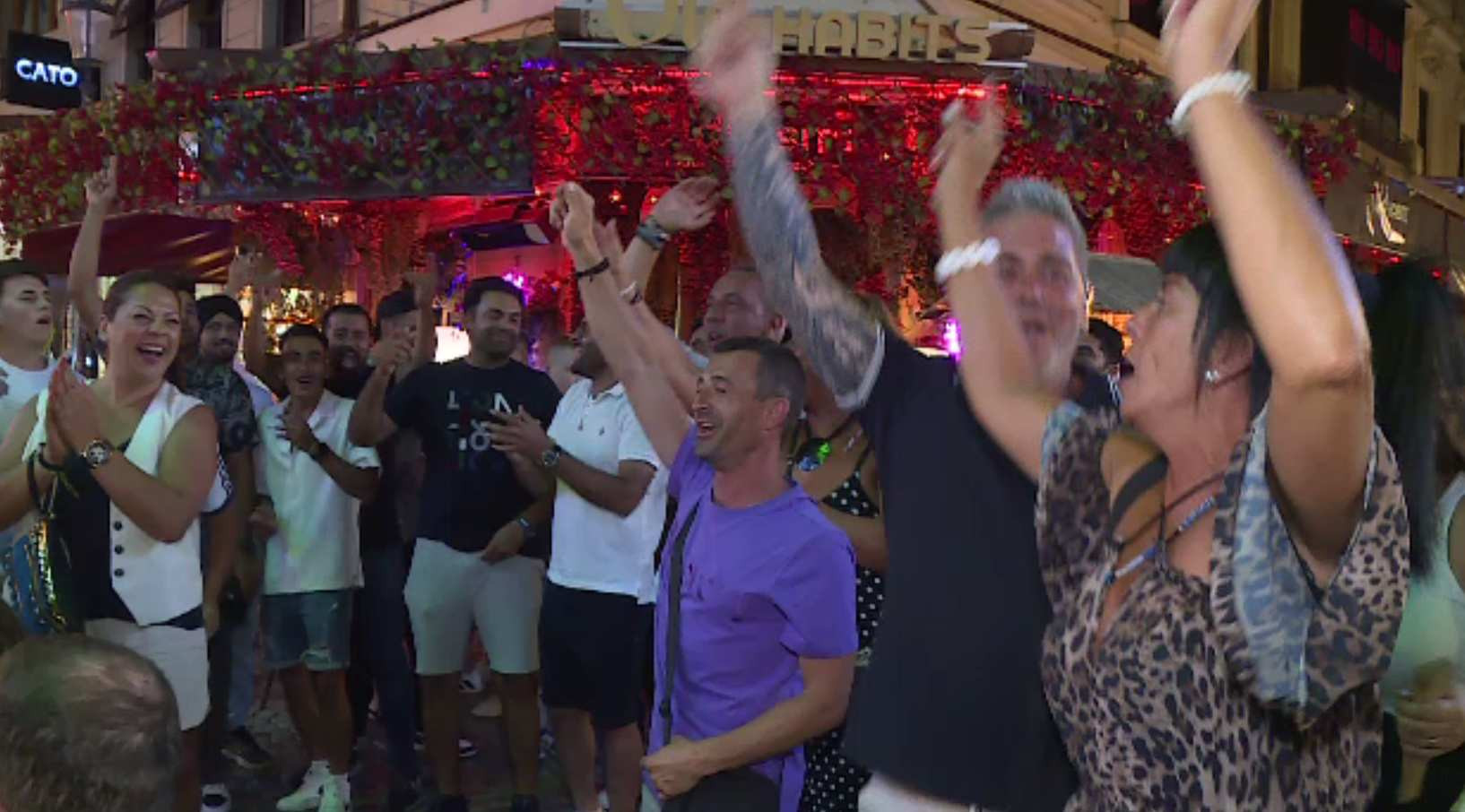 Au curs râuri de bere la meciul Spania-Anglia. Reacția unei românce stabilite în Peninsulă după golul naționalei