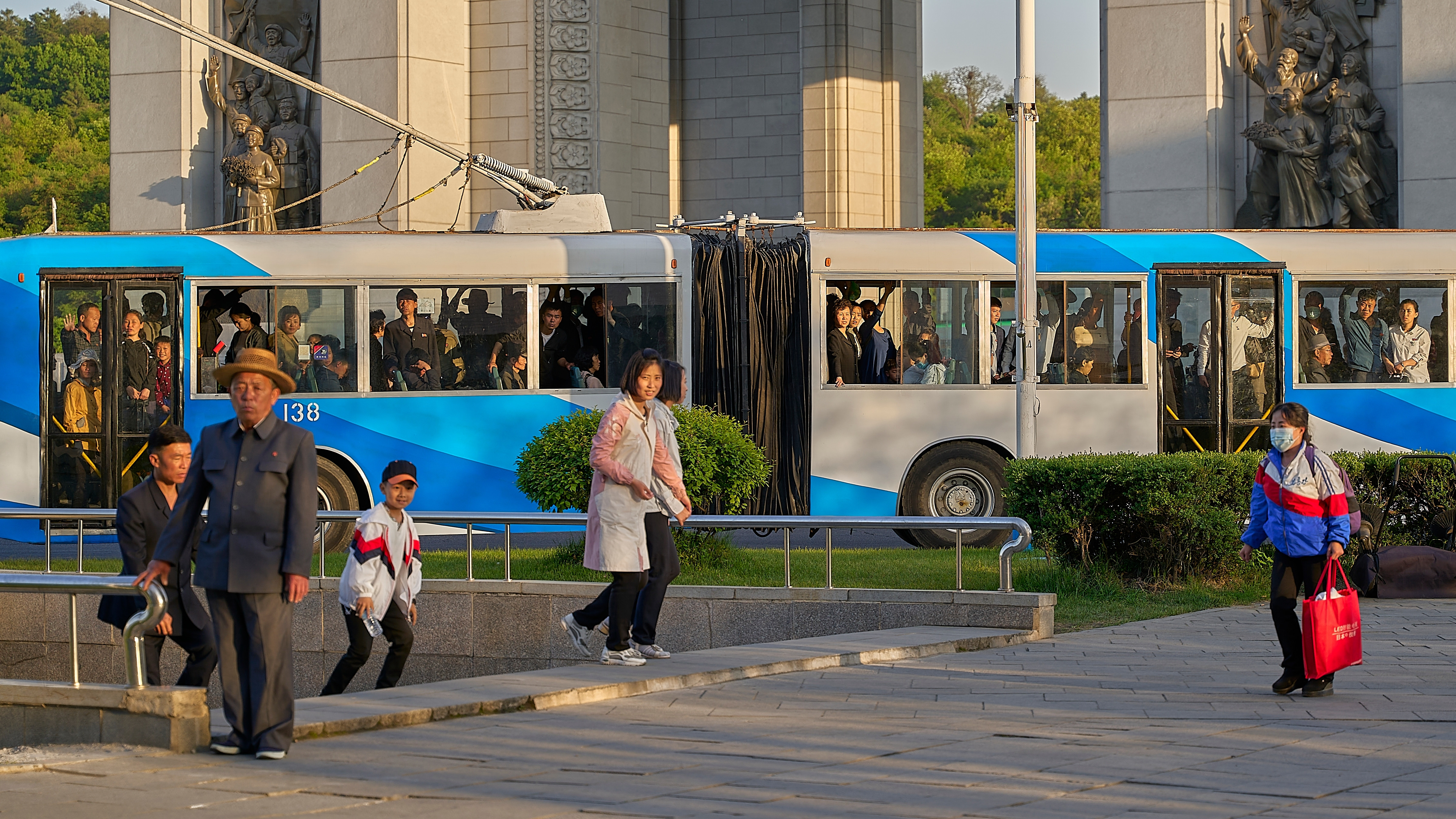 Unul dintre cei mai înalți diplomați nord-coreeni a dezertat în Coreea de Sud. ”Fiecare nord-coreean se gândește să fugă”