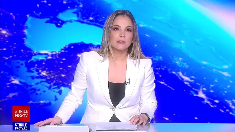 Momentul în care valiza cu un cadavru a fost abandonată lângă stradă, într-un sat din Vaslui. Ce au observat localnicii