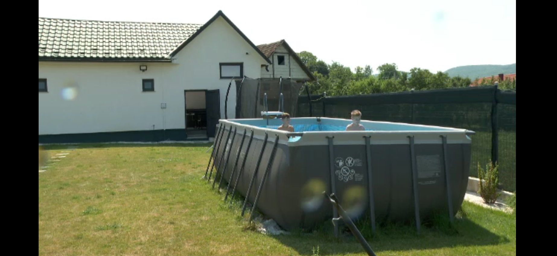 Cât costă să îți faci o piscină la tine acasă. Care este cea mai ieftină, dar și cea mai scumpă opțiune