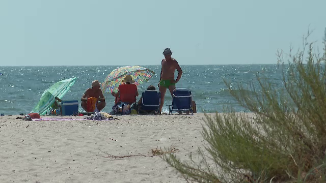 Plajele sălbatice de la Vadu și Corbu, tot mai apreciate de turiști. Vacanța este mai ieftină decât în stațiunile consacrate