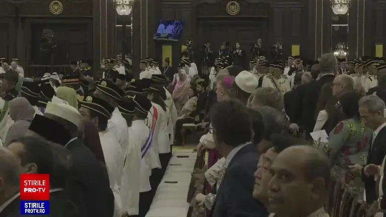 Cine este sultanul Ibrahim Iskandar, noul rege al Malaeziei. Are 65 de ani, conduce motociclete și o avere de 6 miliarde $