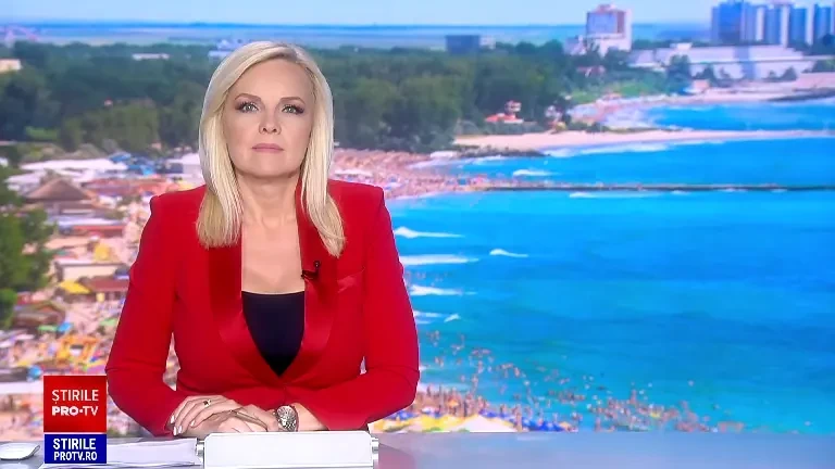 Plajele au fost pline pe litoral. „Nu mai sunt alge, apa este foarte caldă”