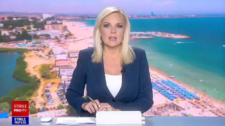 Algele i-au gonit pe turiști afară din apă, la Eforie, în timp ce temperatura mării ajungea la 29 de grade