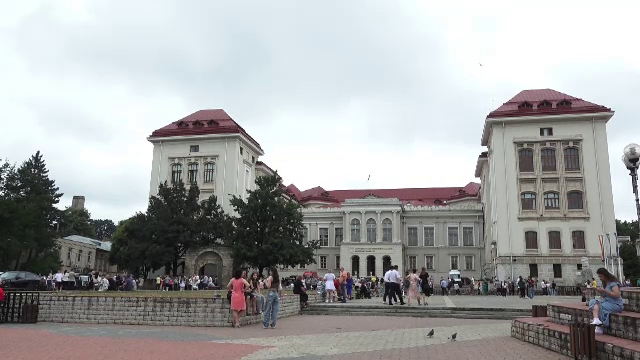 Viitorii medici și-au aflat notele. Câte medii de 10 au fost și care a fost cea mai mică notă în București