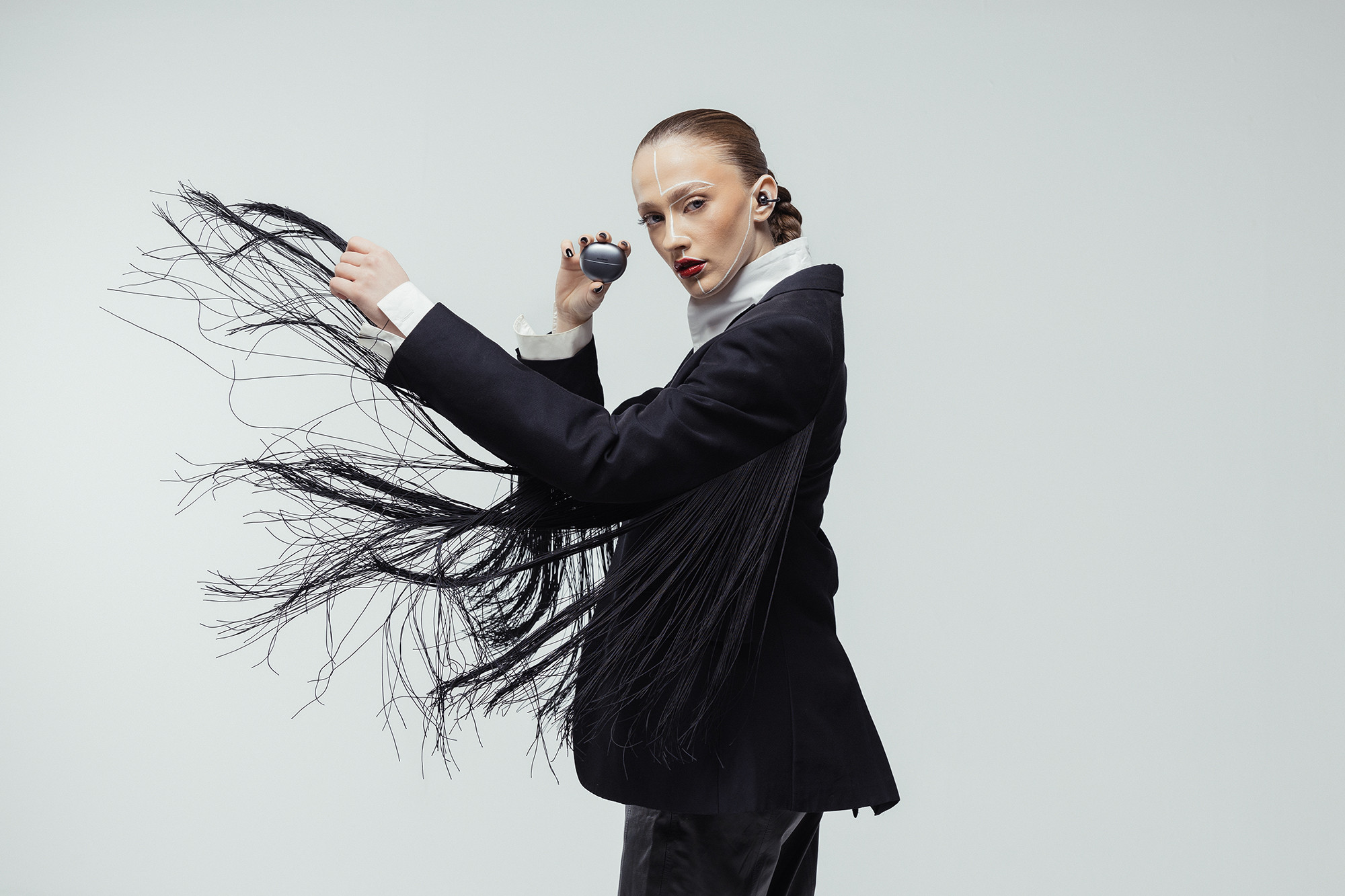 (P) Căștile ideale pentru vacanță: Eleganță și confort &icirc;n fiecare zi cu HUAWEI FreeClip