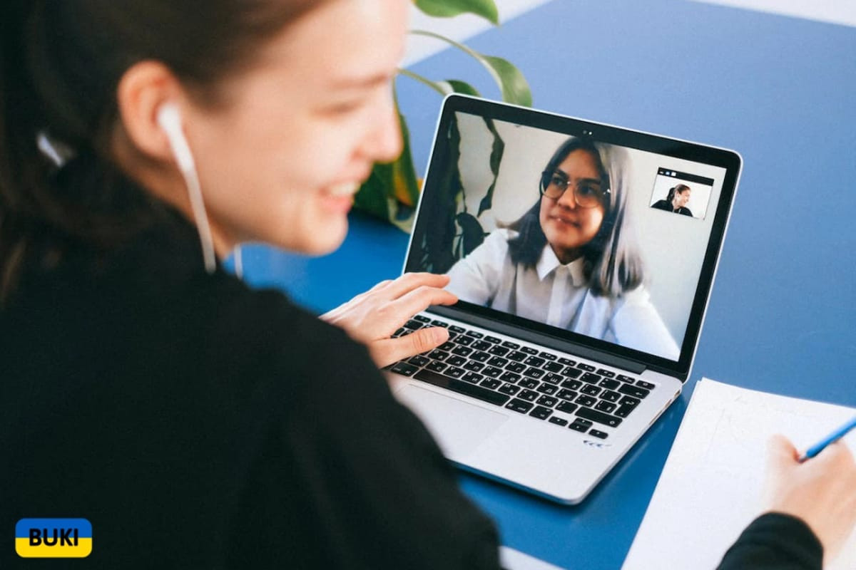 (P) De ce să alegi BUKI în detrimentul altor platforme educaționale din România? Motive și instrucțiuni pentru părinți