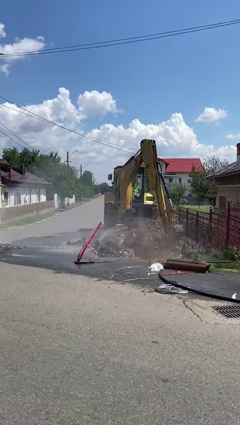 Pericol de explozie în Prahova, după ce o țeavă de gaz a fost avariată. Zeci de persoane au fost evacuate