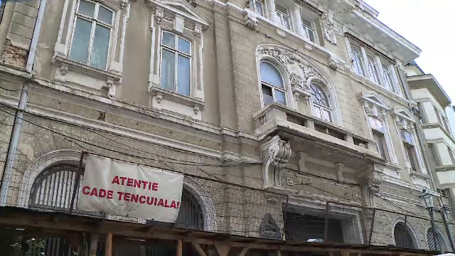 Fenomen alarmant în București. Capitala are un număr uriaș de clădiri cu risc seismic în zonele protejate