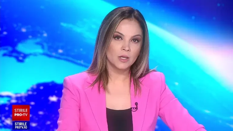 Trei frați minori din Bihor au furat mașina părinților și au intrat cu ea într-un stâlp. Autoturismul a luat foc