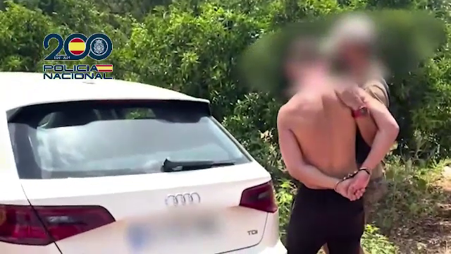 Un traficant de droguri român a vrut să scape de arest. Și-a pus botox, și-a schimbat amprentele și și-a scos tatuajele